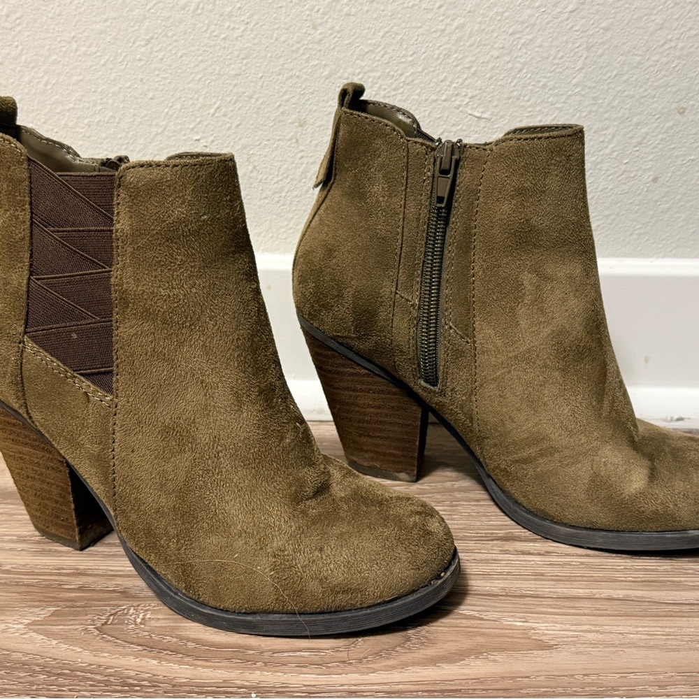 Green Ankle Boots